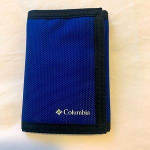 Columbia velcro wallet
